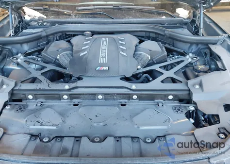 2021 BMW X5 M z USA, uszkodzony, nr VIN 5YMJU0C07M9E85852